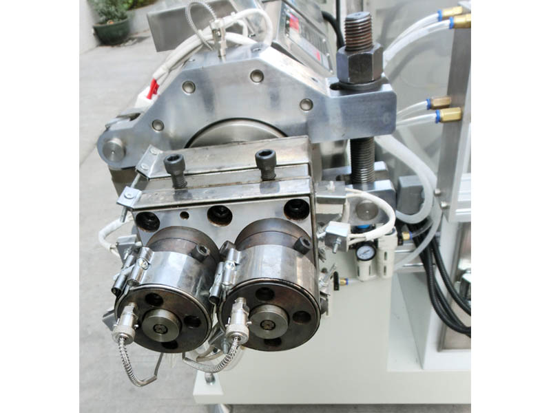watercooled Blood tube extruder manufacturer for production line